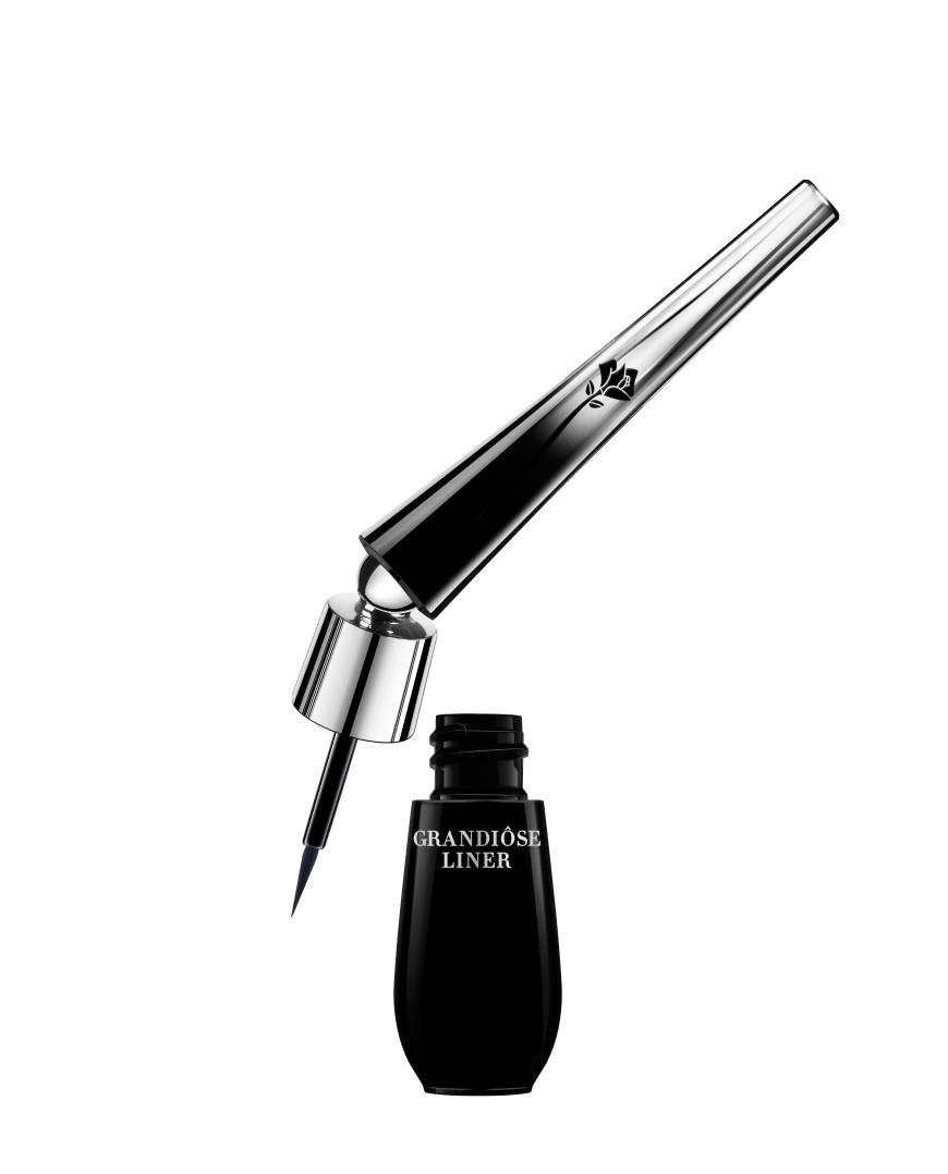 „Grandiôse Liner“ von Lancôme, in „Black Diamond“, ca. 35 Euro