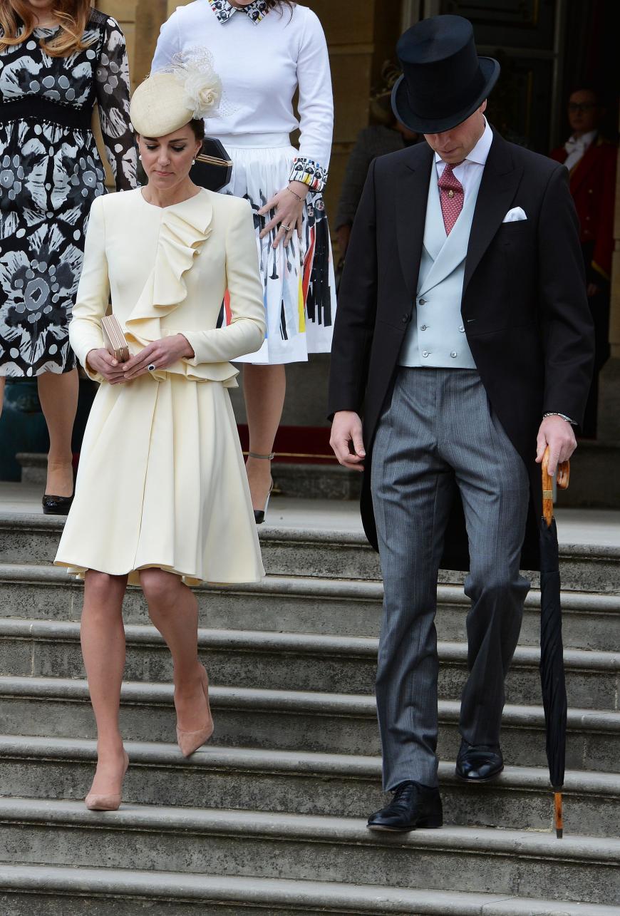 Zur Garden Party im Buckingham Palace erschienen Herzogin Kate und Prinz William im super eleganten Zwirn...