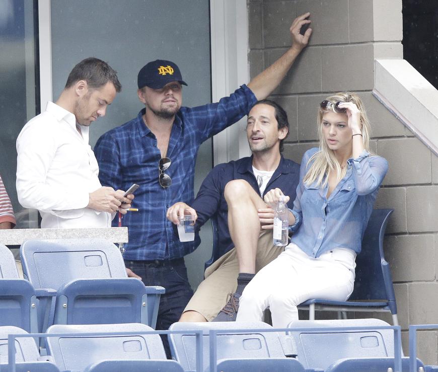 Seit ihrer Beziehung zu Ex Leonardo DiCaprio startet Kelly richtig durch.