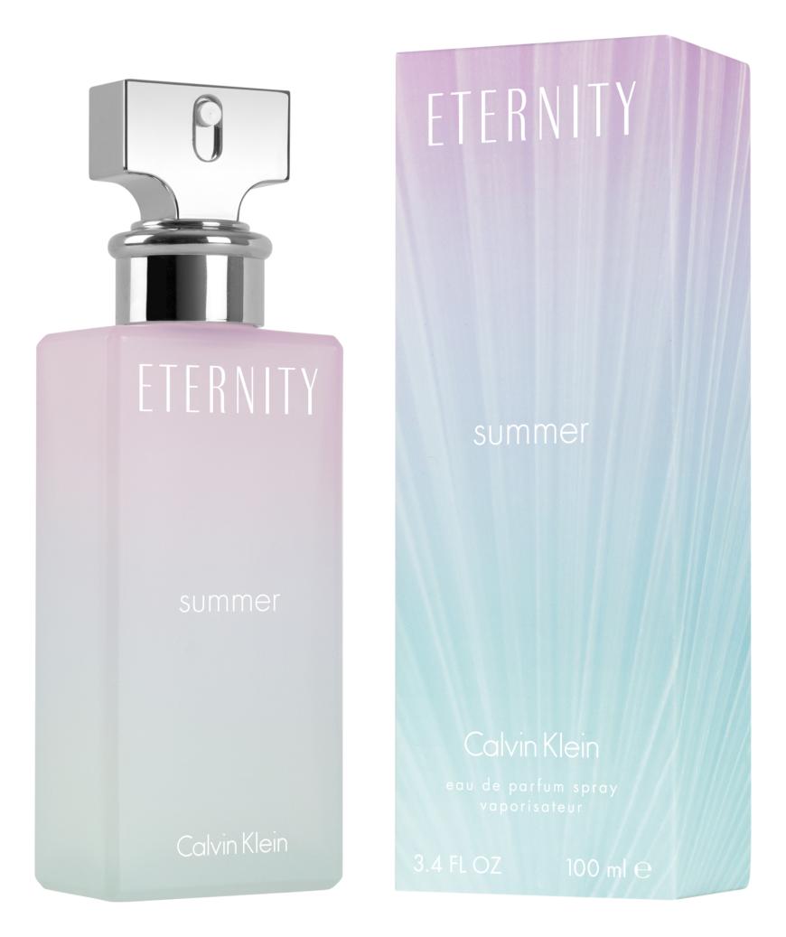 Verleiht Selbstbewusstsein: Duftet exotisch nach Frangipani und hellen Hölzern, „Eternity Summer“ von Calvin Klein, 100 ml, EdP, ca. 70 Euro