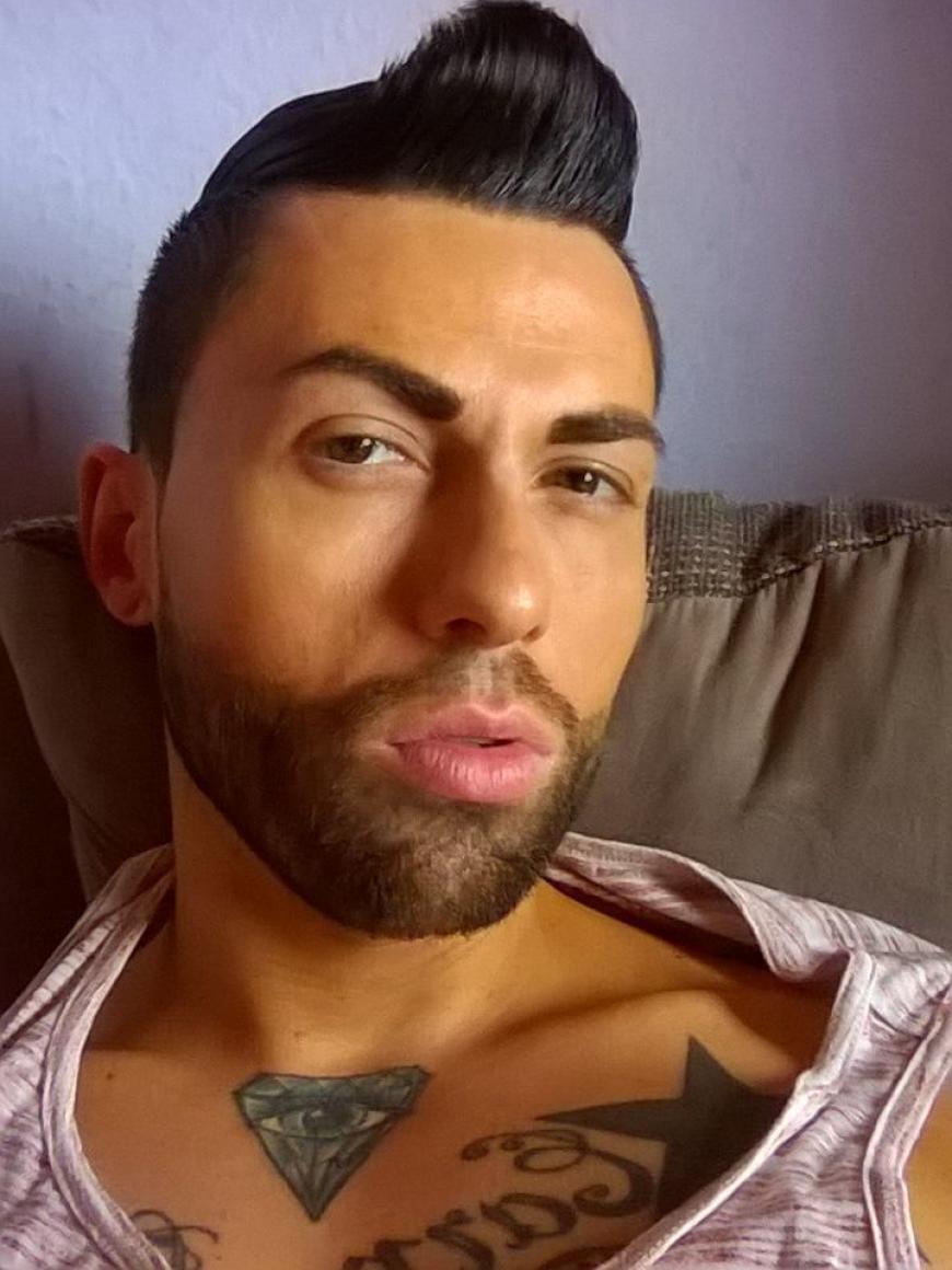 Auch Ex-DSDS-Kandidat Dominik Münch möchte sich gerne auf Frauensuche im TV begeben.