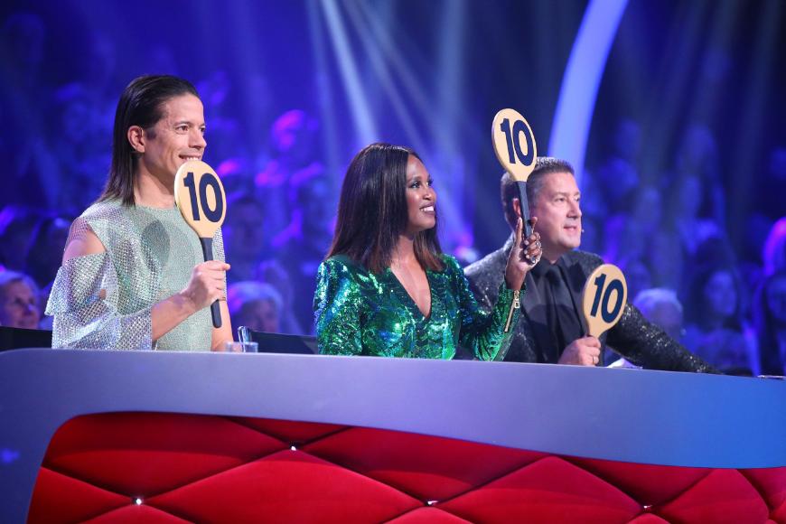 Wer landet bei den Jury-Kollegen Jorge Gonzalez, Motsi Mabuse und Joachim Llambi (v.l.) im