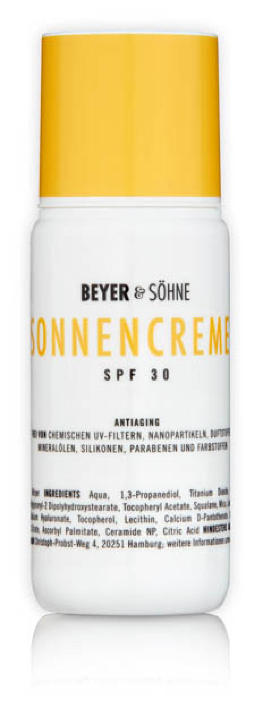 MIT VITAMIN C „Sonnencreme+ SPF 30“ von Beyer & Söhne, ca. 40 Euro, beyer-soehne.de