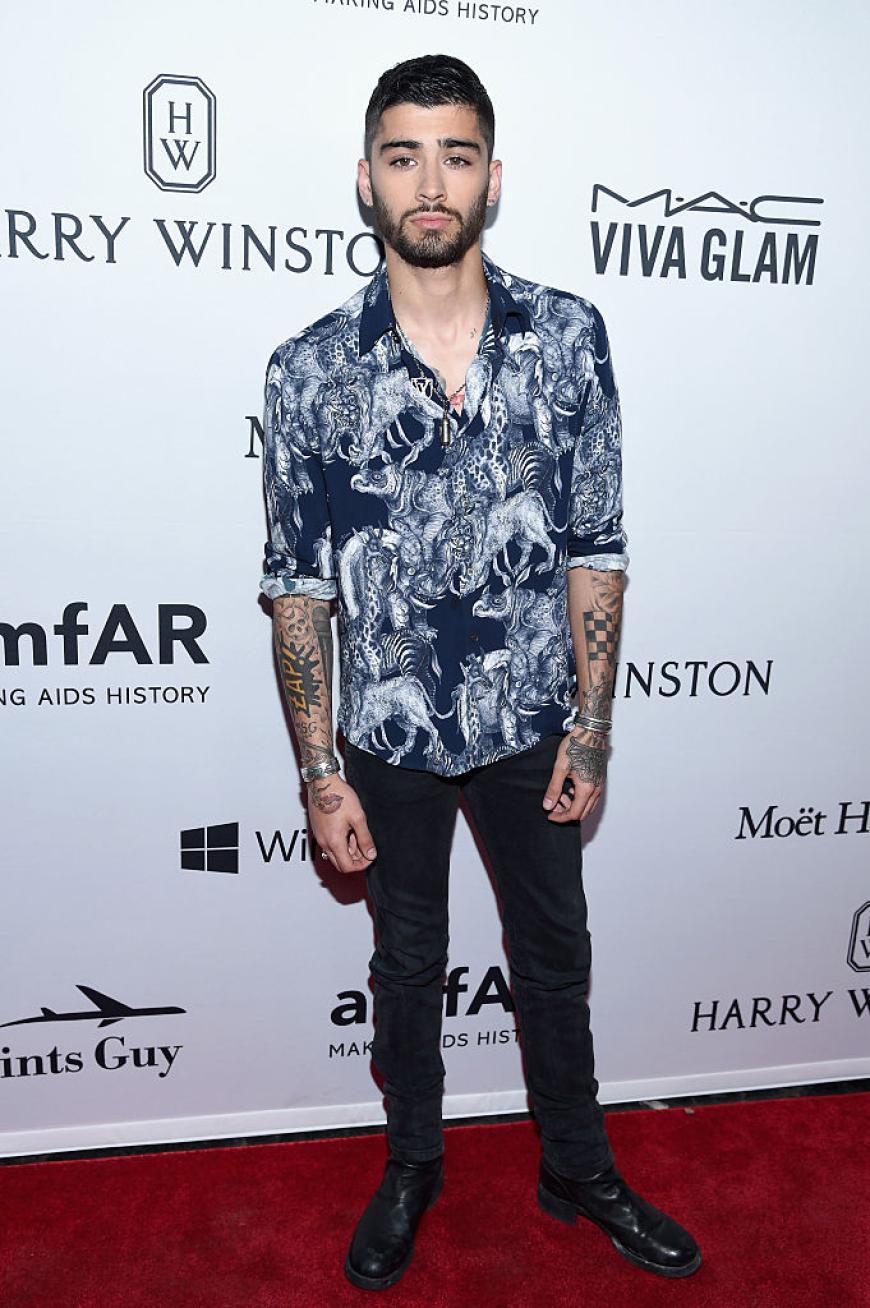 Sie sind zwar wieder zusammen, trotzdem kam Zayn Malik ohne seine schöne Freundin Gigi Hadid.