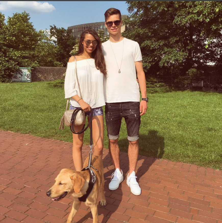 Julian Weigls Freundin Sarah Richmond schickt ihm süße Liebesgrüße via Instagram nach Frankreich, schreibt: