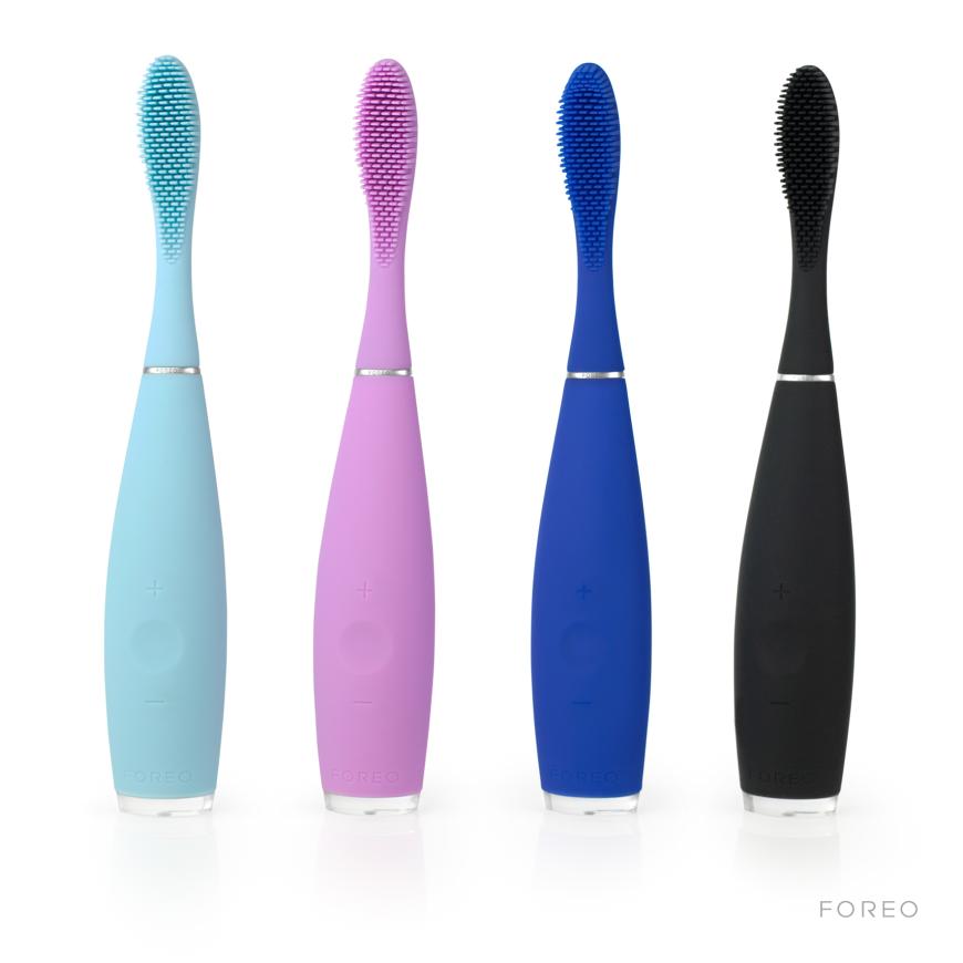 „Issa“-Zahnbürste von Foreo, aus stylishem Silikon, in „Mint“, ca. 169 Euro, foreo.com