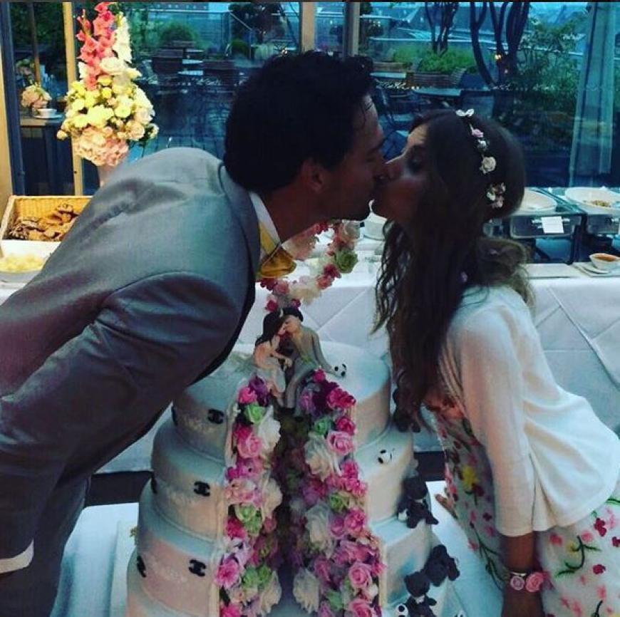 Erst gestern (15. Juni 2016) feierten Cathy Hummels und Nationalspieler Mats Hummels ihren ersten Hochzeitstag.