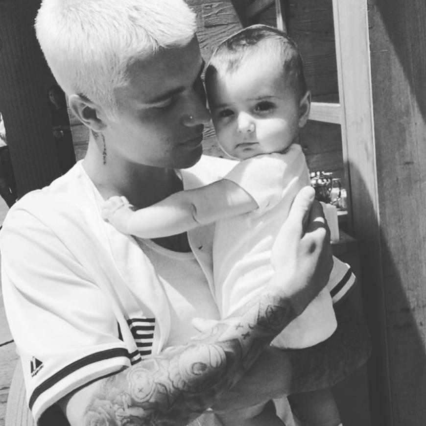 Justin Bieber ist für seine Eskapaden bekannt: Erst kürzlich schockte er seine Fans mit diesem Bild.