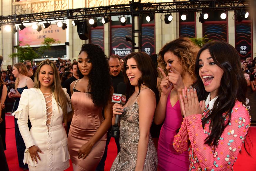 Girls just want to have fun: Die Girlgroup Fifth Harmony hatte sichtlich Spaß auf dem Red Carpet.