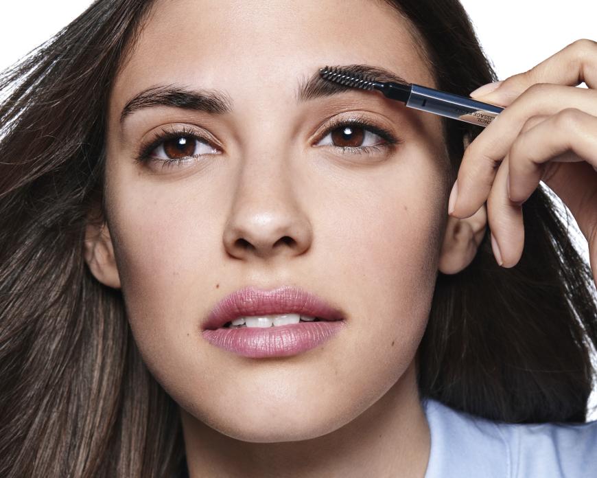 Perfekte Augenbrauen? Gar kein Problem mit diesen Produkten: