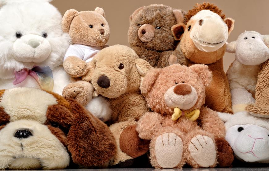Zwei von drei Kuscheltieren fielen im Test aufgrund Schadstoffen oder fehlerhafter Verarbeitung durch.