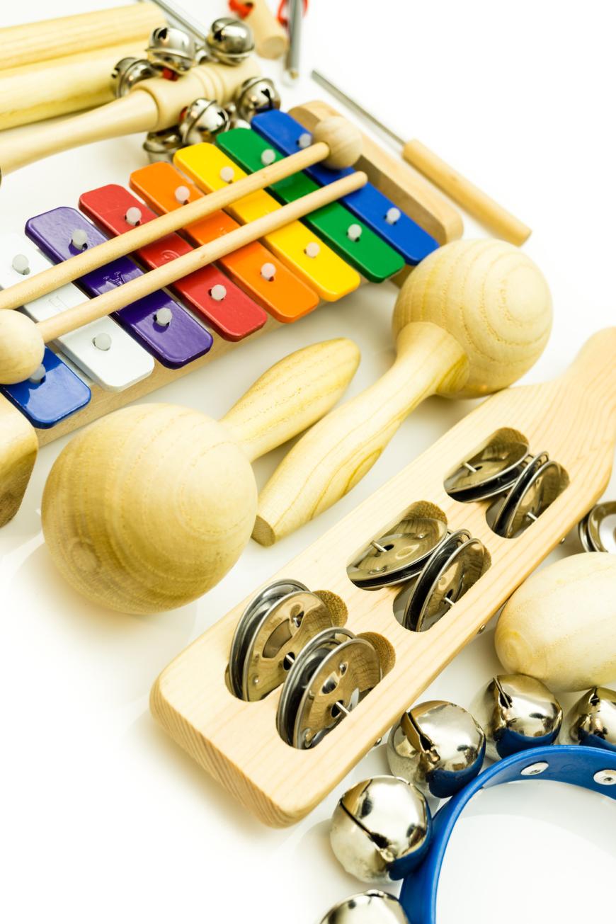 Kinder lieben es Krach zu machen, doch bei der Auswahl von Musikinstrumente, sollte auf die Lautstärke geachtet werden.