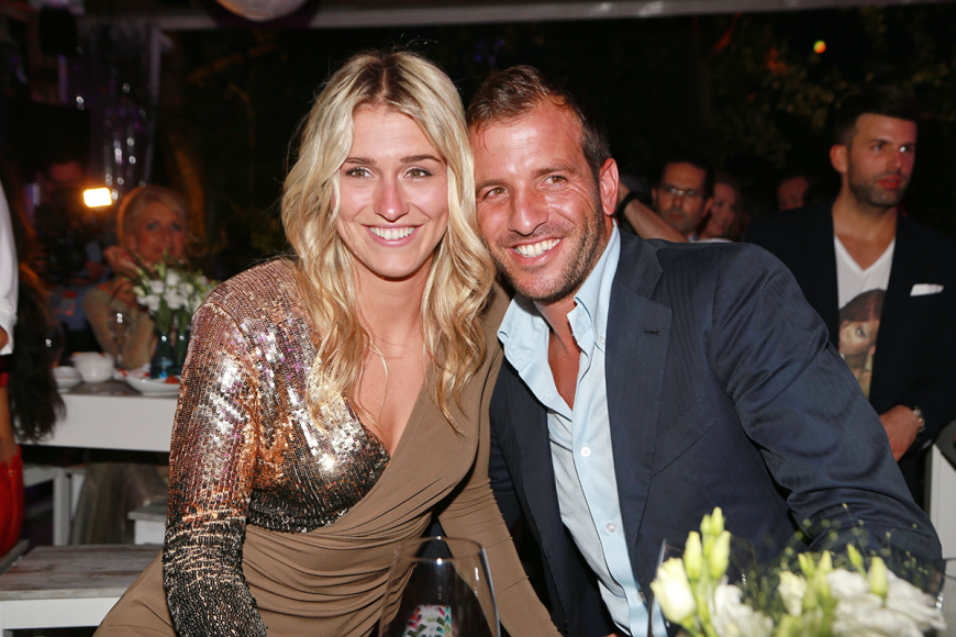 Beim Raffaello Summer Day in Berlin feierten Estevana Polman und Rafael van der Vaart ihr gemeinsames Red Carpet-Debüt.