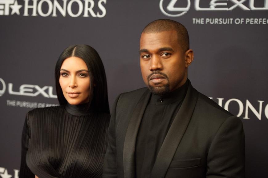 Kanye West und Kim Kardashian haben sich bislang geäußert.