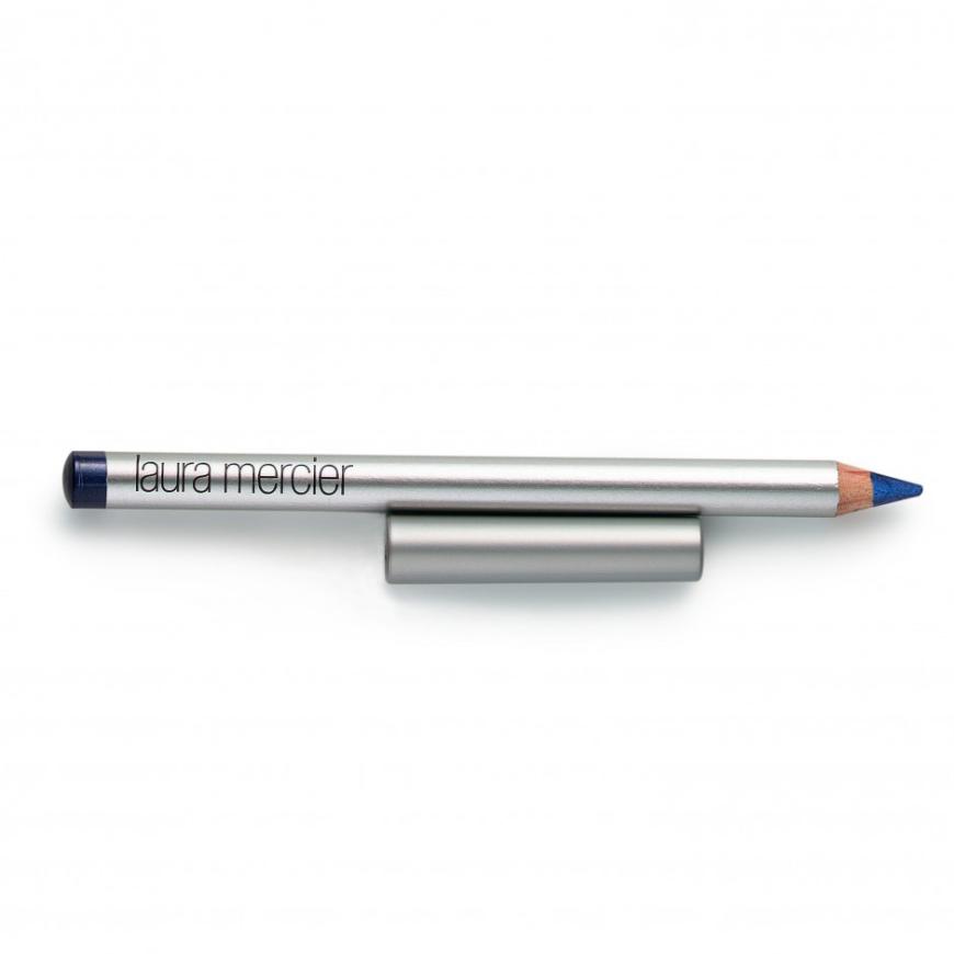 Für dunkelbraune Augen: „Kohl Eye Pencil“ von Laura Mercier, „Black Navy“, ca. 19 Euro