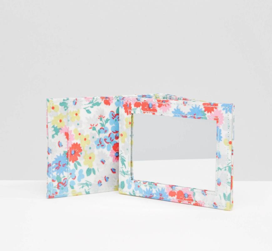 SPIEGLEIN, SPIEGLEIN Kompaktspiegel von Cath Kidston, ca. 12 Euro, asos.de