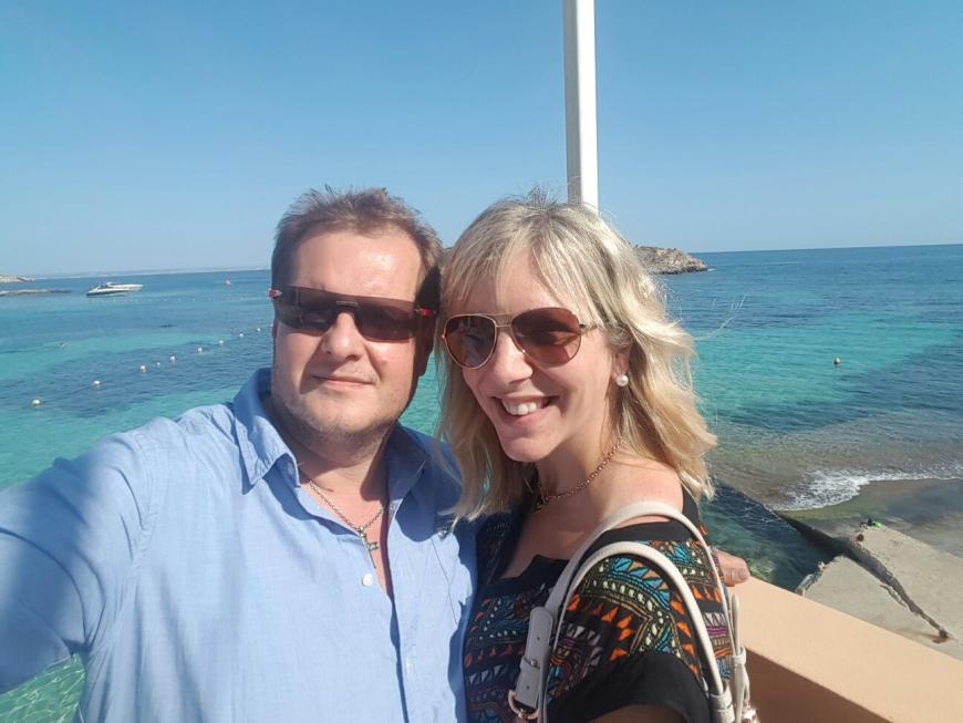 Jens Büchner und Daniela Karabas sind gerade mal ein gutes Jahr zusammen und haben doch schon so viele Hürden meistern müssen.
