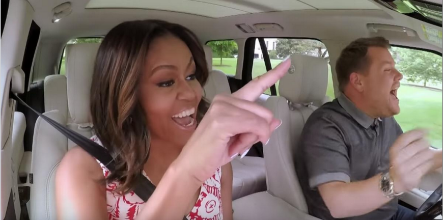 Die coolste First Lady ever - beim Carpool Karaoke mit James Corden gab MIchelle alles!