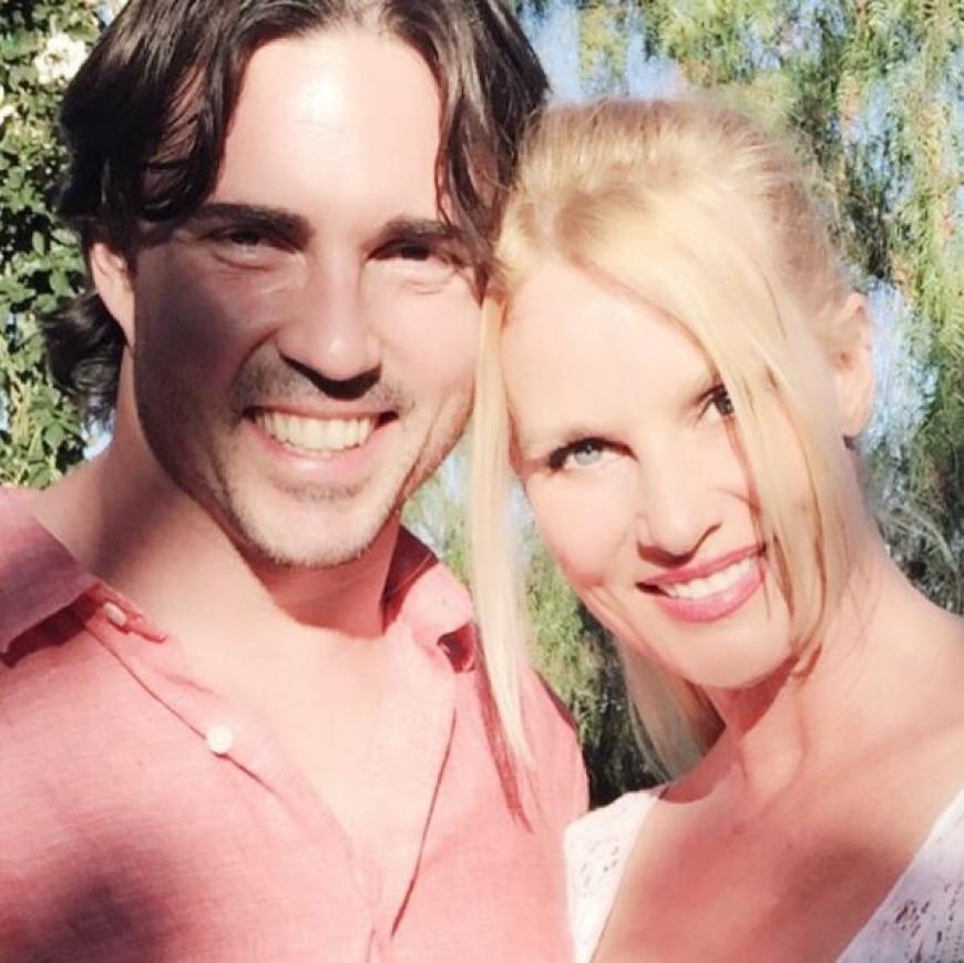 Aaron Phypers und Nicollette Sheridan machten aus ihrer Liebe kein Geheimnis - dafür aus der Hochzeit.