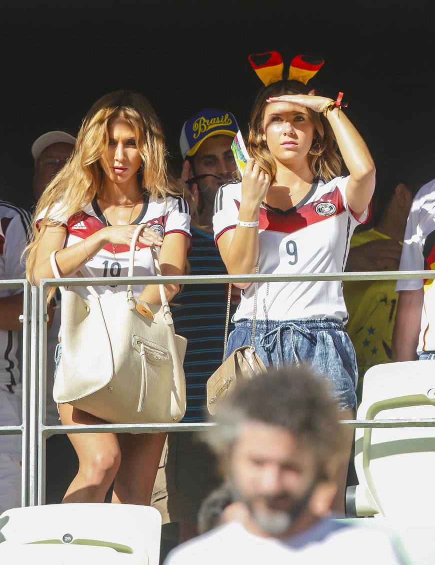 Schon 2014 bei der WM in Brasilien feierten die Spielerfrauen gemeinsam.