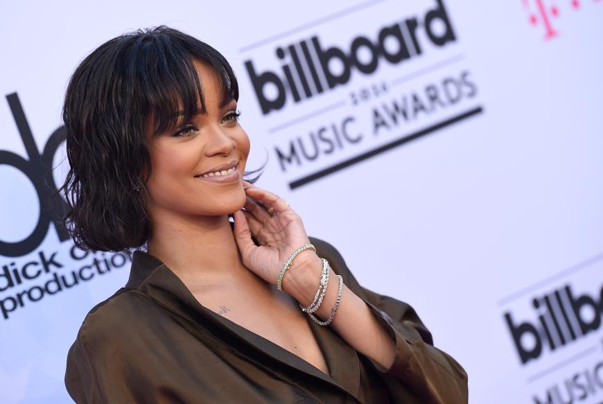 Rihanna haucht der berühmten Duschszene aus Hitchcocks "Psycho" frischen Wind ein.