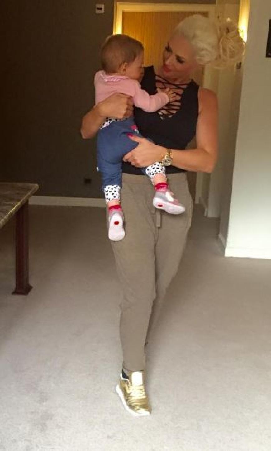 Daniela Katzenberger ist alle Babypfunde nach der Schwangerschaft mit Tochter Sophia los.