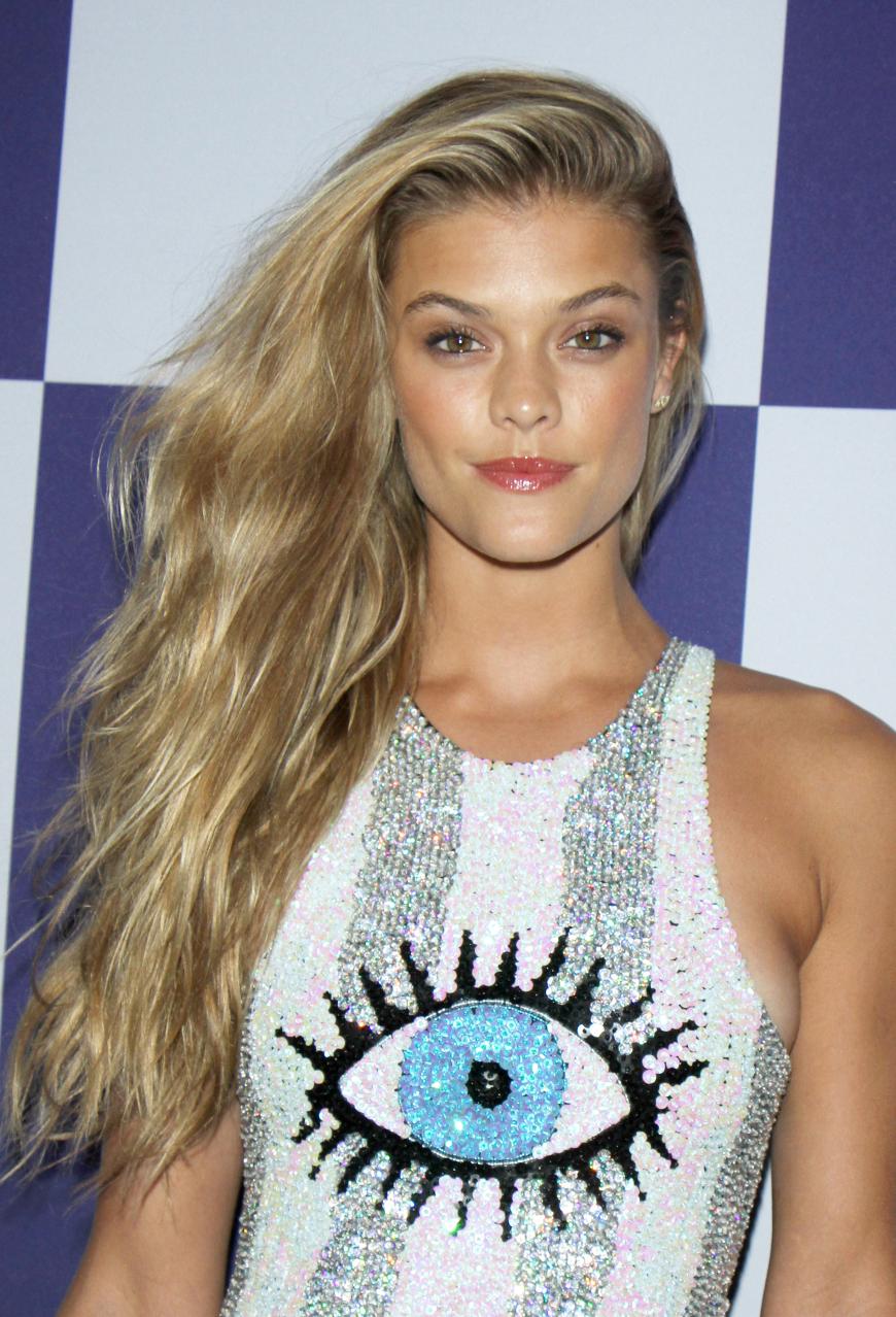 Erst vor kurzem zeigte sich der Hollywood-Star verliebt an der Seite des Dessous-Models.
