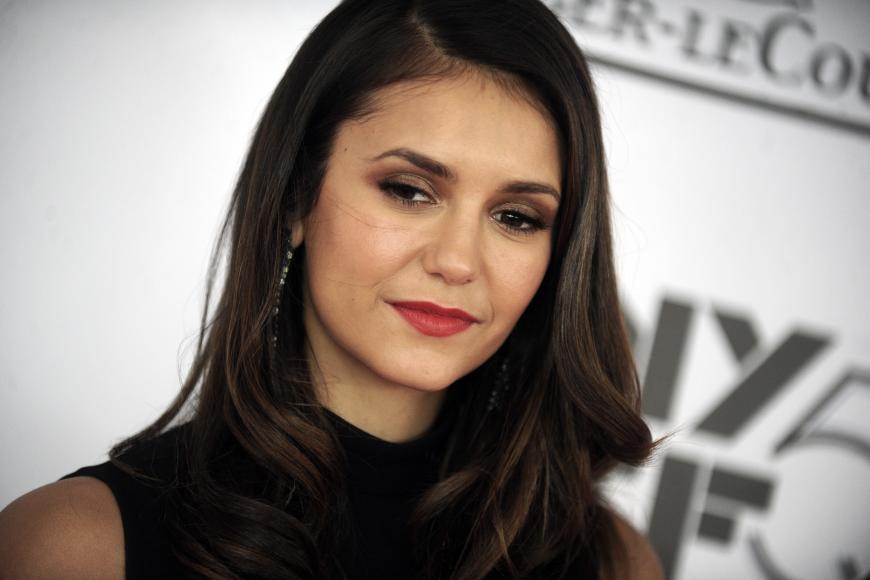 Kommt Nina Dobrev alias