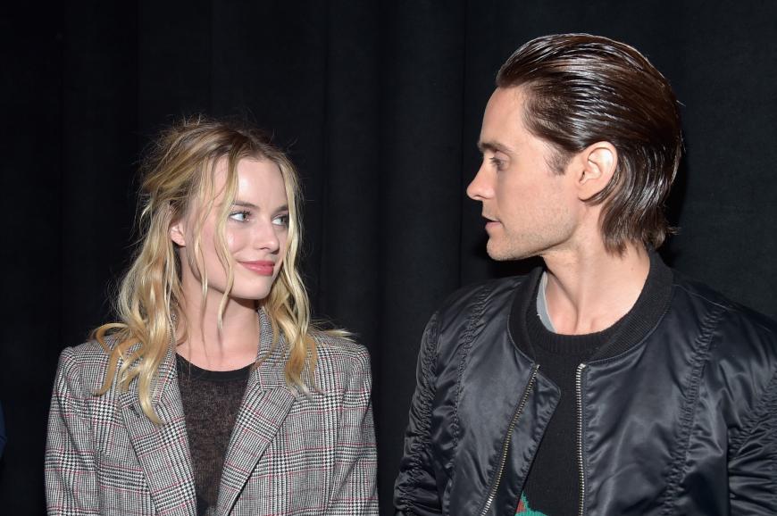 Und auch beim Dreh ging das Psychospiel weiter: Seiner Kollegin Margot Robbie schickte er eine tote Ratte in den Wohnwagen.