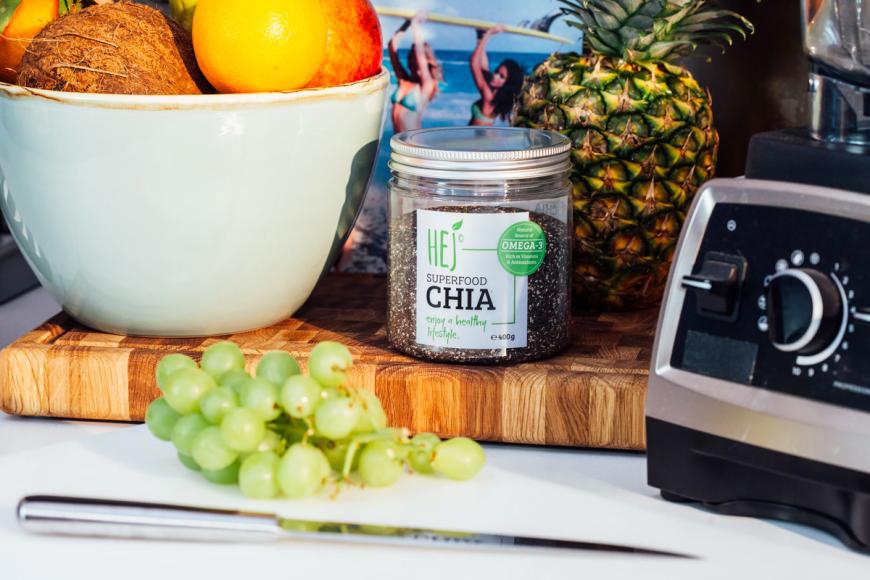 Die Chia-Samen von Hej sind vielfach einsetzbar - ob im Müsli oder über dem Salat sorgen sie für den gesunden Kick. Die 400-Gramm-Dose für rund 10 Euro. Hier shoppen.