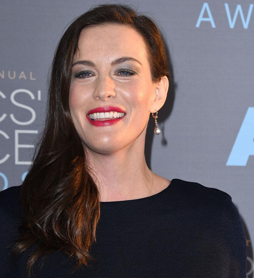 Liv Tyler: Den Schneewittchen-Look beherrscht die Schauspielerin