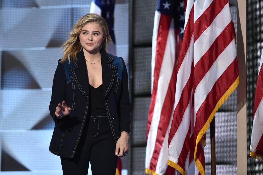 Die 19-Jährige unterstützt Hillary Clinton im Wahlkampf gegen Donald Trump.