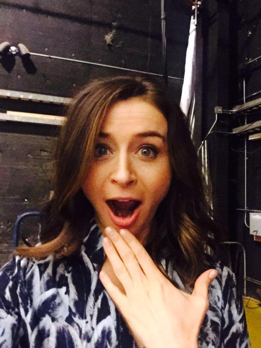 Caterina Scorsone hat eine süße Überraschung ...