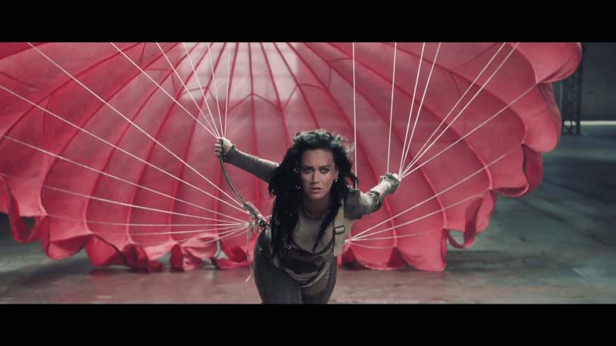 Im Musikvideo zu Katy Perrys Song