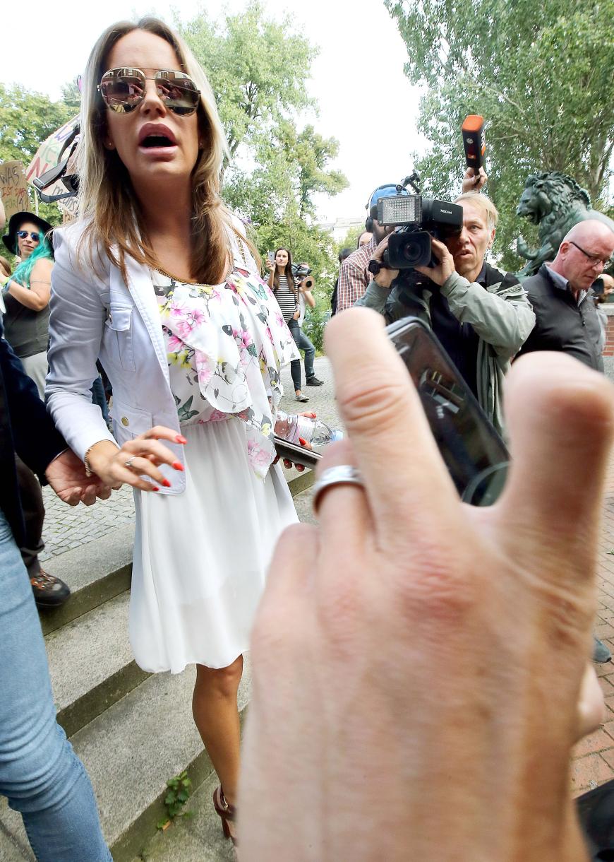 Gina-Lisa Lohfink wird eine Falschaussage im Vergewaltigungsprozess gegen zwei Männer zur Last gelegt.