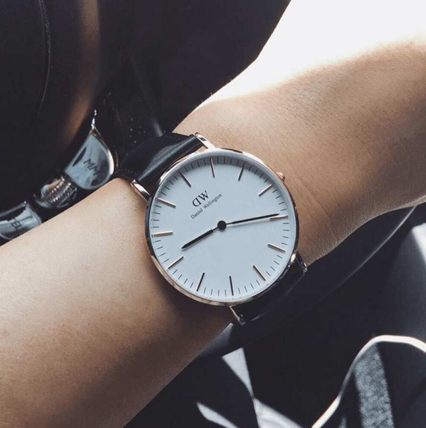 Ob sich Kylie Jenner diese Uhr von Daniel Wellington auch von ihrem eigenen Geld gekauft hätte?