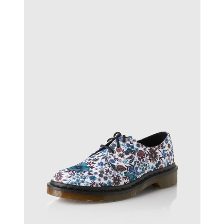 #ShoesdayTuesday: 10 Schuhe mit Blumenmuster unter 150 Euro | OK! Magazin