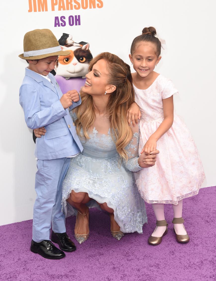 Jennifer Lopez ist bereits Mutter der Zwillinge Max und Emme.