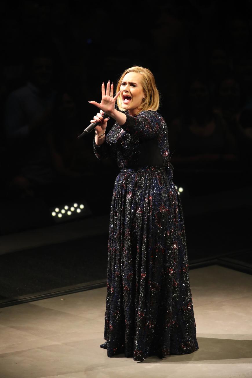 Adele erklärte ihren Fans in Los Angeles, warum sie nicht beim Super Bowl auftreten möchte.