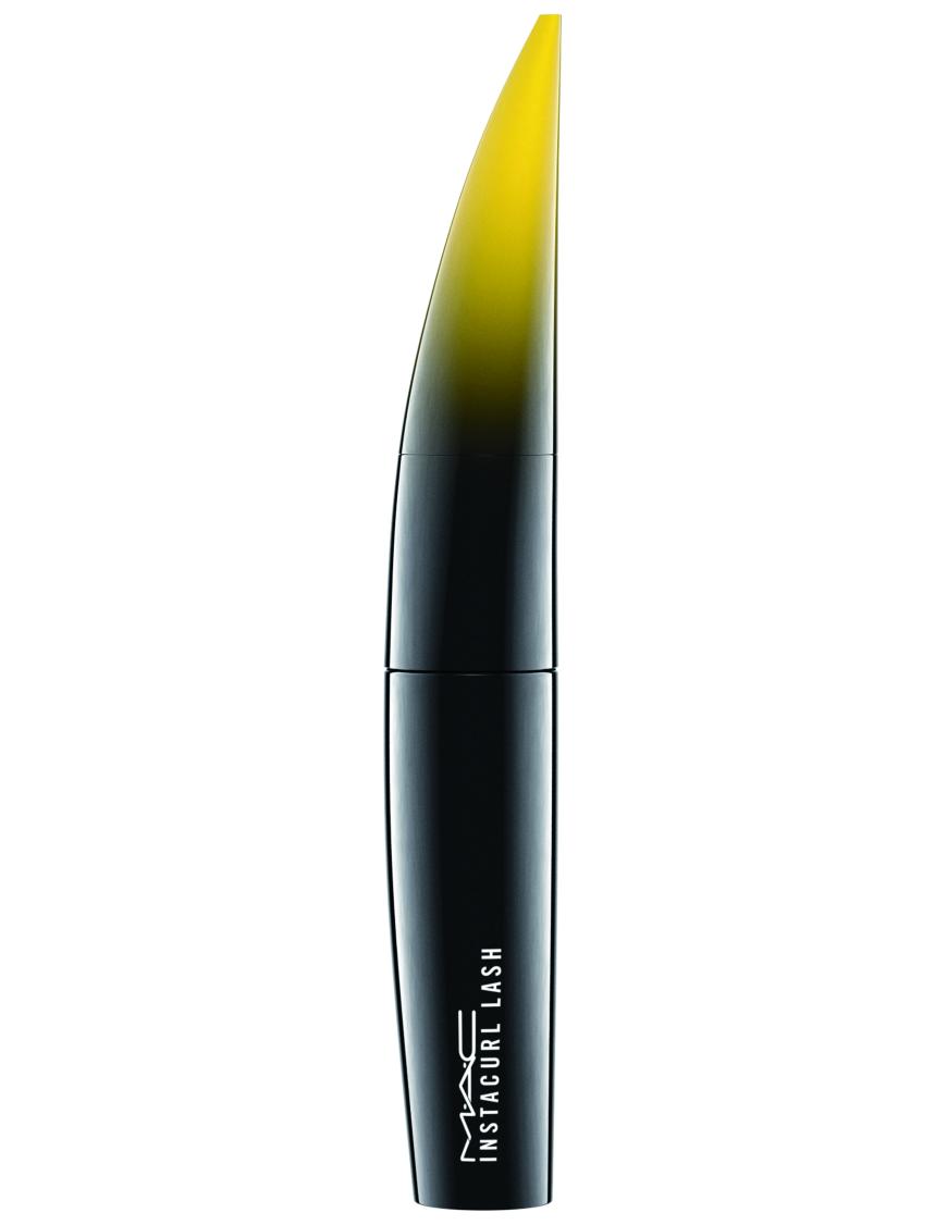 „Instacurl Lash“ von Mac, in „Instablack“, ca. 23 Euro