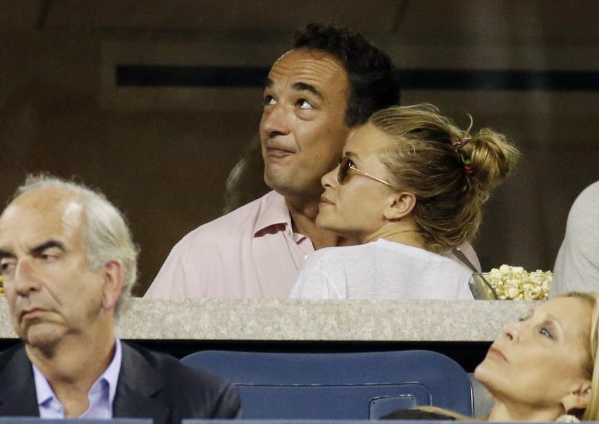 Zwillingsschwester Mary-Kate Olsen ist bereits mit einem deutlich älteren Mann verheiratet: Olivier Sarkozy.