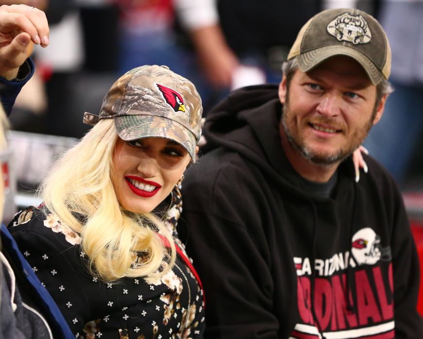 Von der Vergangenheit eingeholt: Blake Shelton - hier mit Freundin Gwen Stefani - musste sich für seine rassistische Äußerung rechtfertigen.