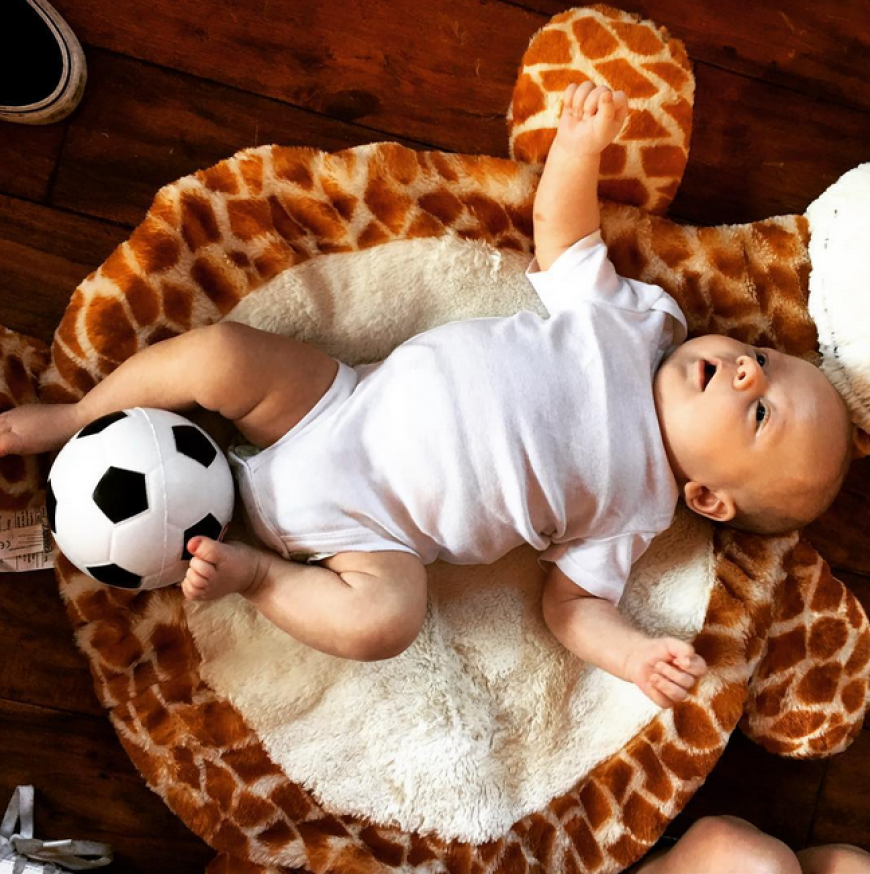 Louis Tomlinsons Sohn Freddie ist inzwischen sieben Monate alt.