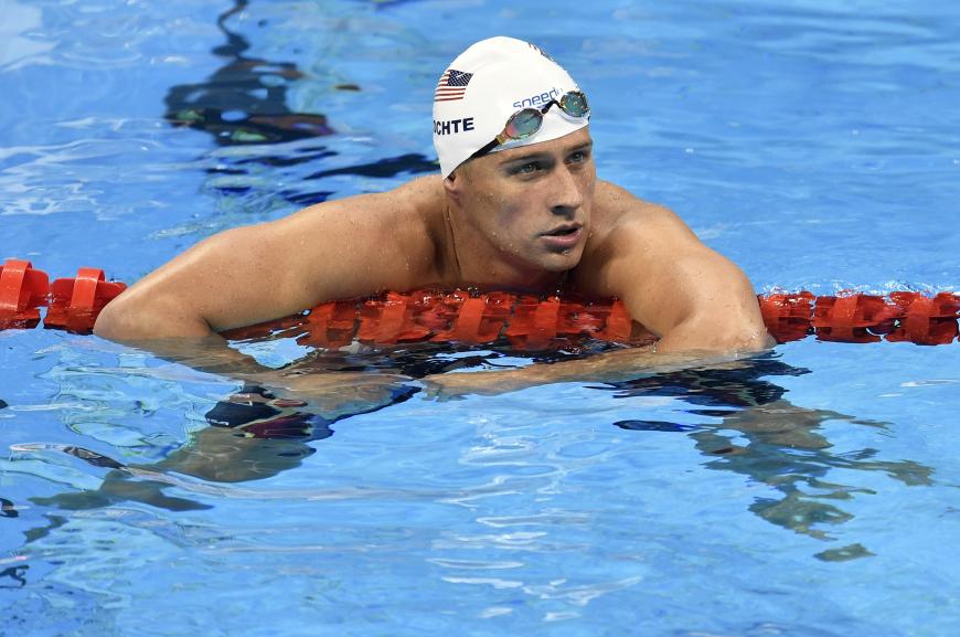 Ryan Lochte entschuldigt sich für sein Verhalten nach dem angeblichen Raubüberfall.