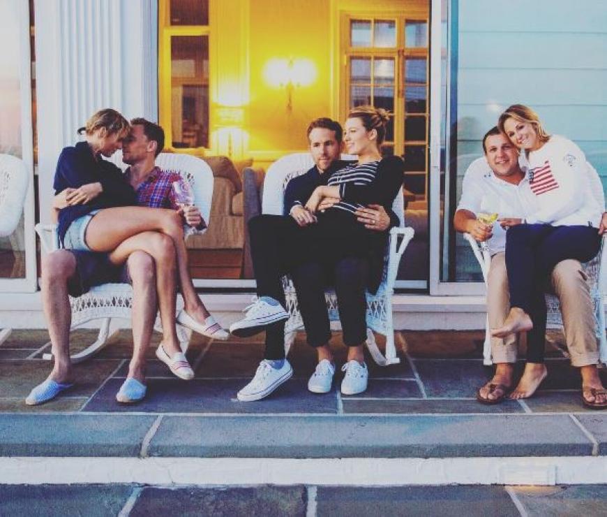 Ryan Reynolds wirkte von Hiddleswifts Schmuserei nicht allzu angetan.