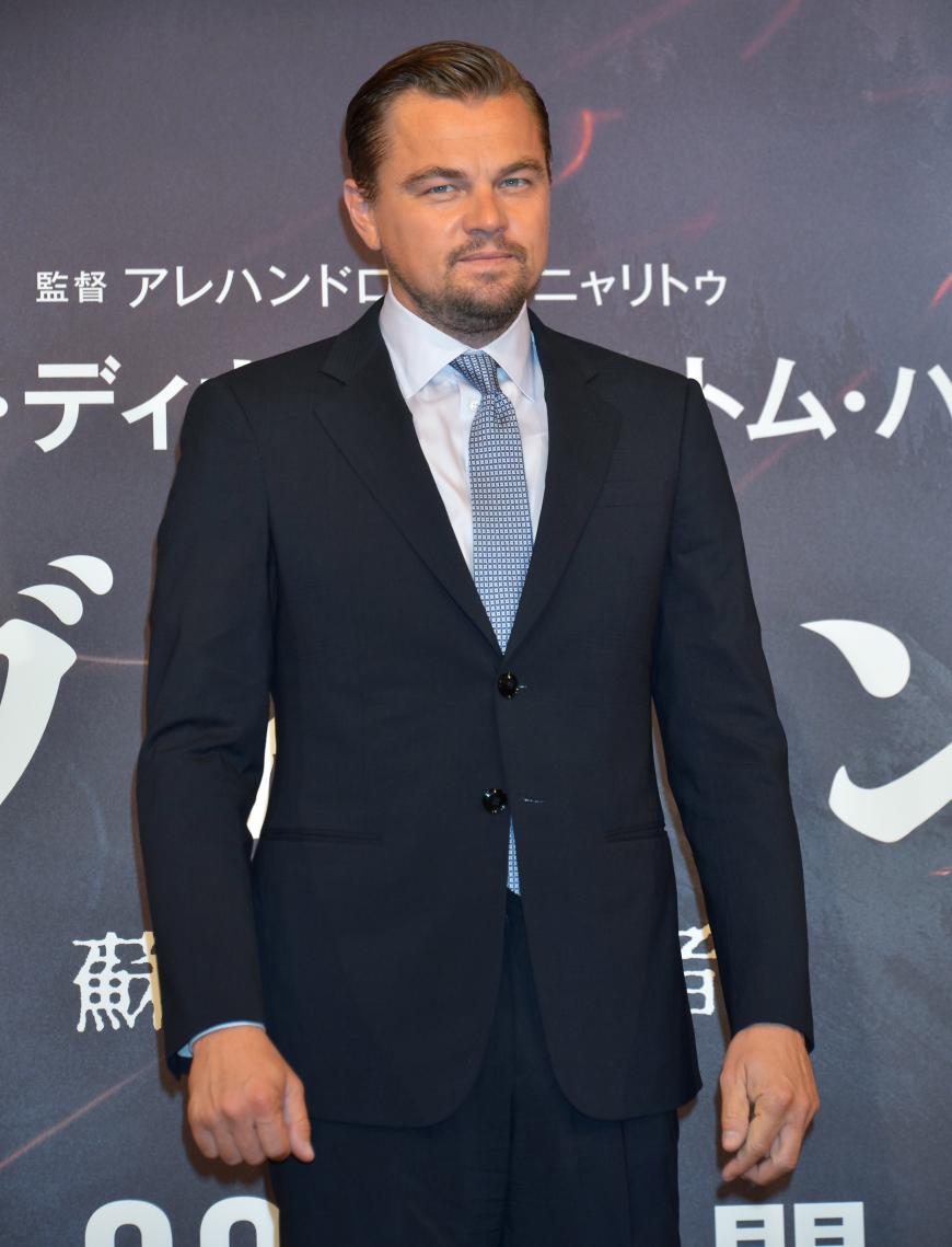 Leonardo DiCaprio und seine neue Flamme Nina Agdal sind noch einmal mit dem Schrecken davon gekommen: Das Paar wurde auf dem Weg in die Hamptons in einen Autounfall verwickelt.