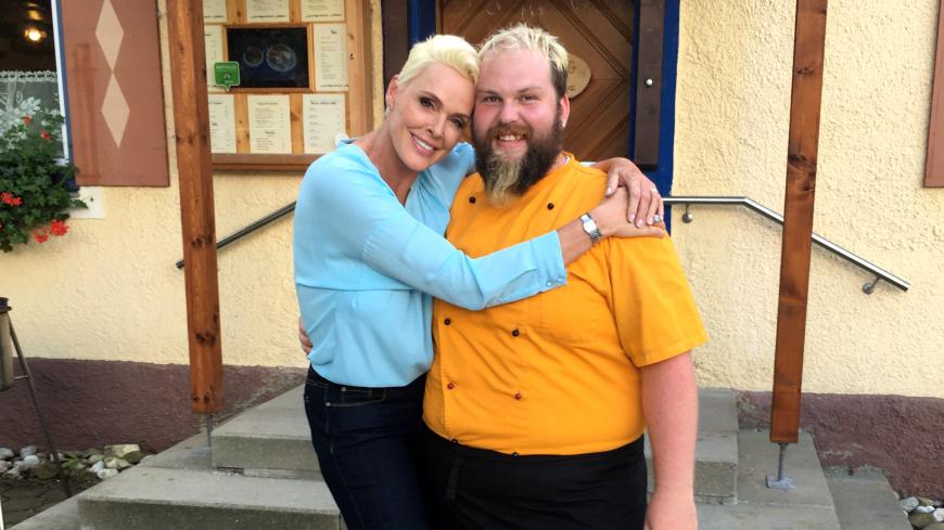 Brigitte Nielsen mit Kandidat Sebastian (Basti).