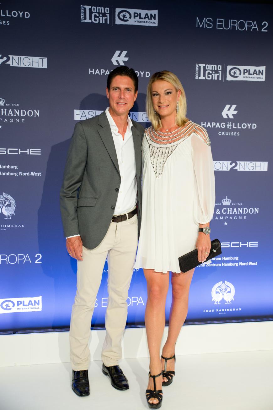Ski-Weltmeisterin Maria Höfl-Riesch kam in Begleitung ihres Ehemanns zur Fashion2Nite-Party