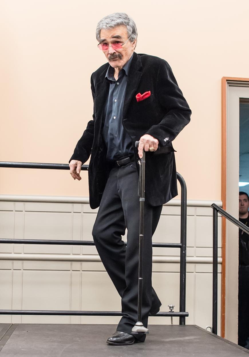 Wie schlecht geht es Burt Reynolds?