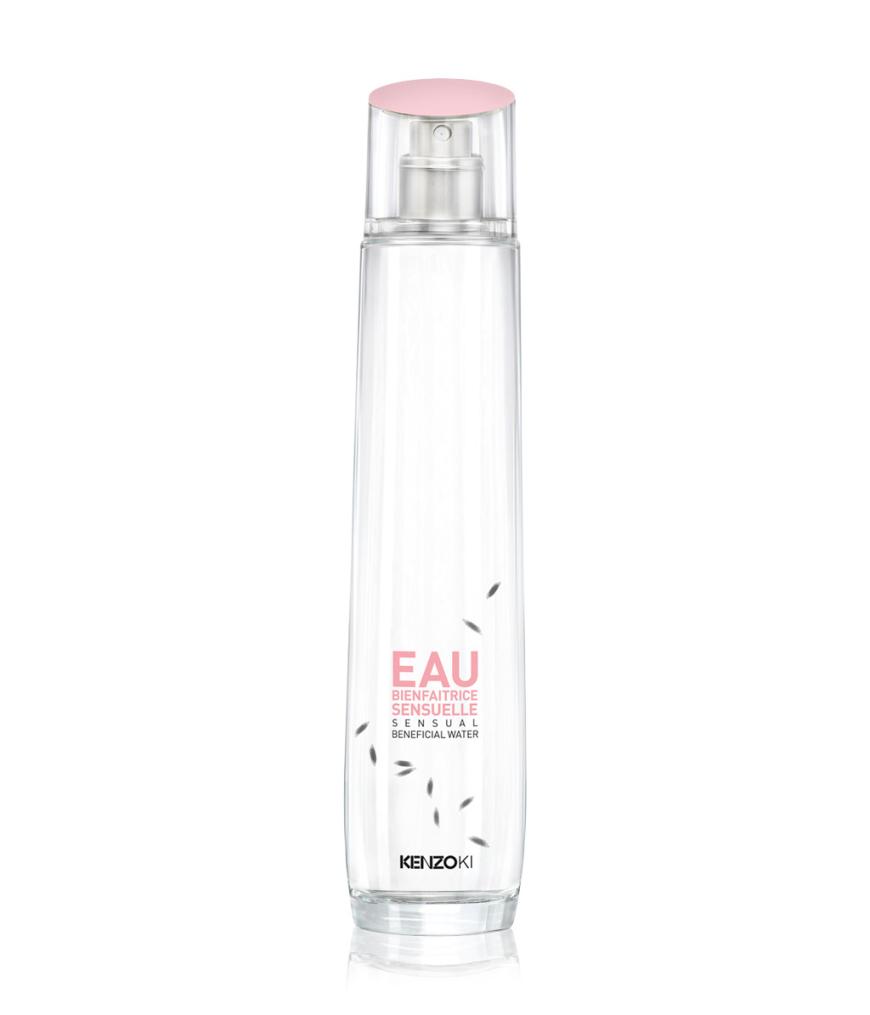 Körperspray „Sensual Beneficial Water“ von Kenzo, spendet Feuchtigkeit mithilfe von Reispflanzensaft, ca. 47 Euro.